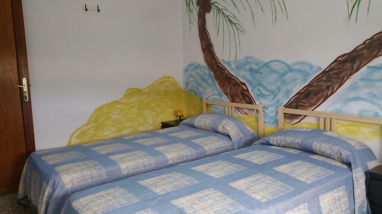 Del Pino Hostel Teror Exterior photo